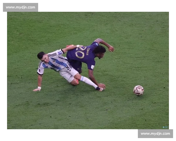 库尼亚斩 MVP!吻队徽庆功,妻子 ins 诉家的温度